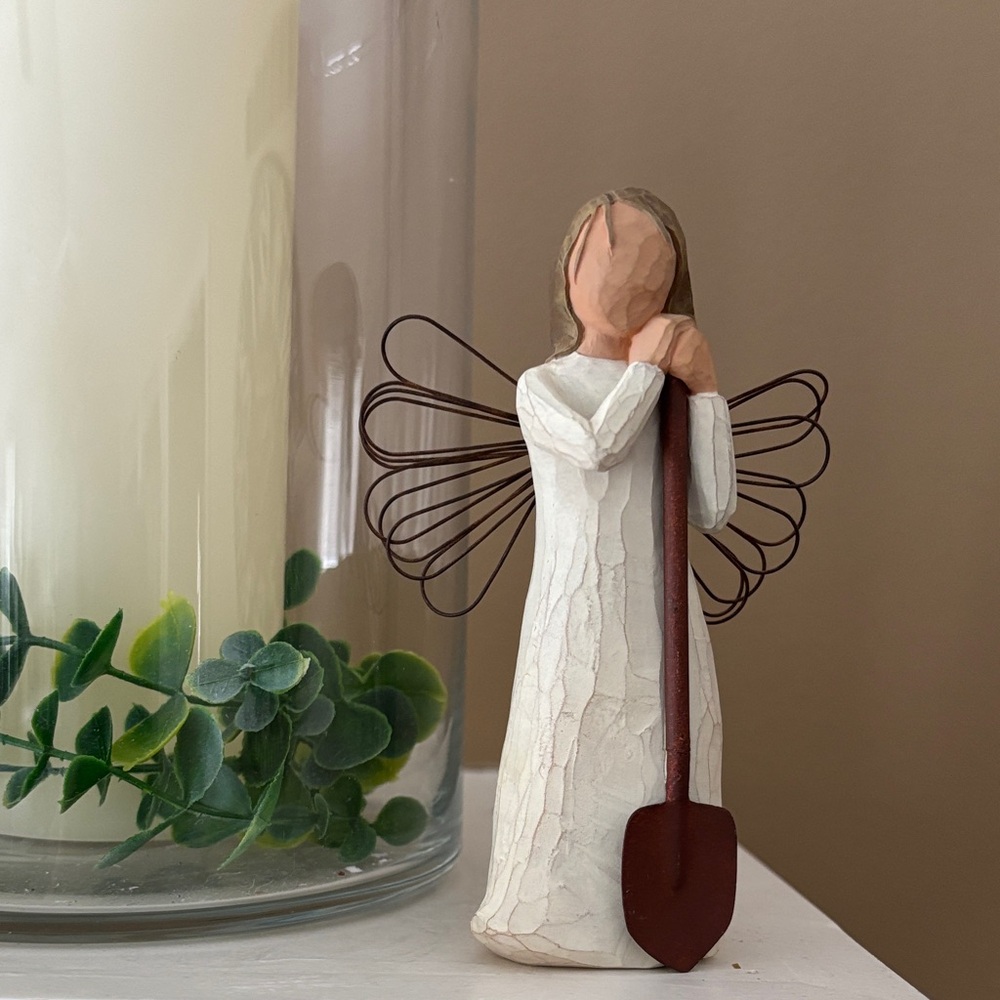 Willow Tree Angel of the Garden